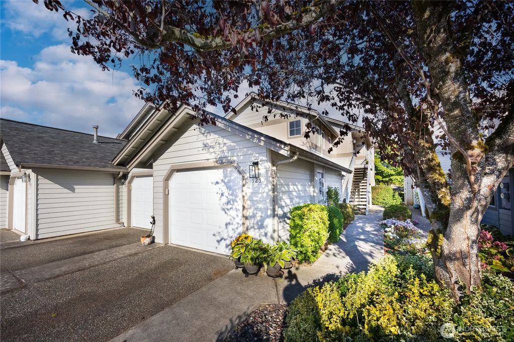 523 W Kellogg Road, Bellingham