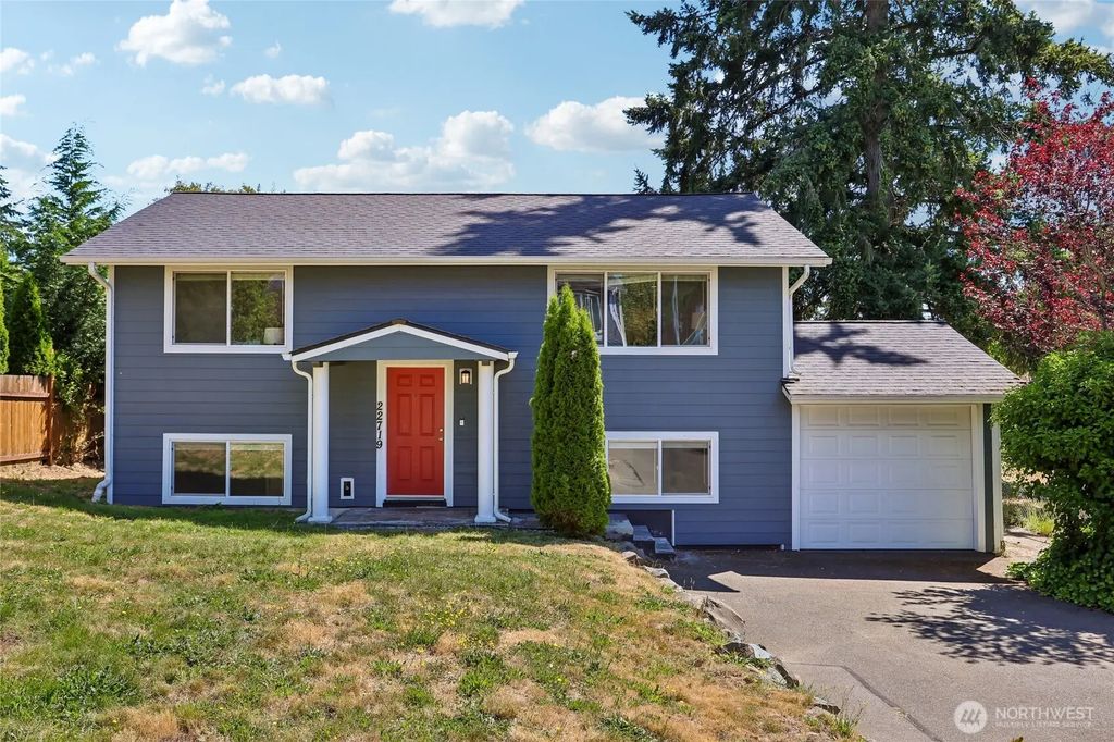 22719 1st Place W, Bothell