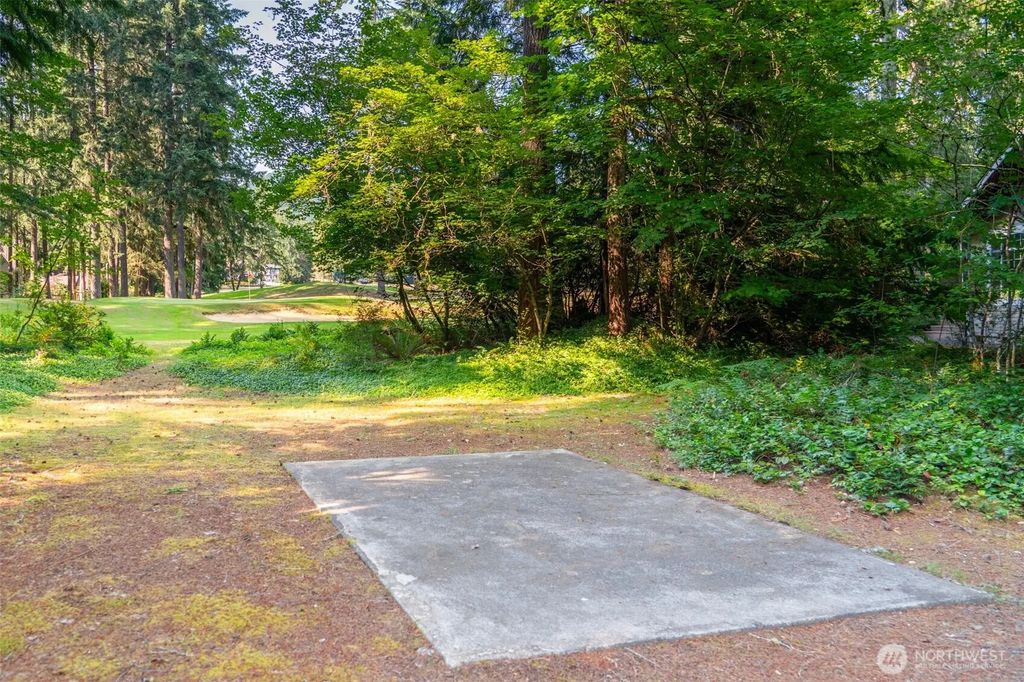 61 N Mt Noyes Way, Hoodsport