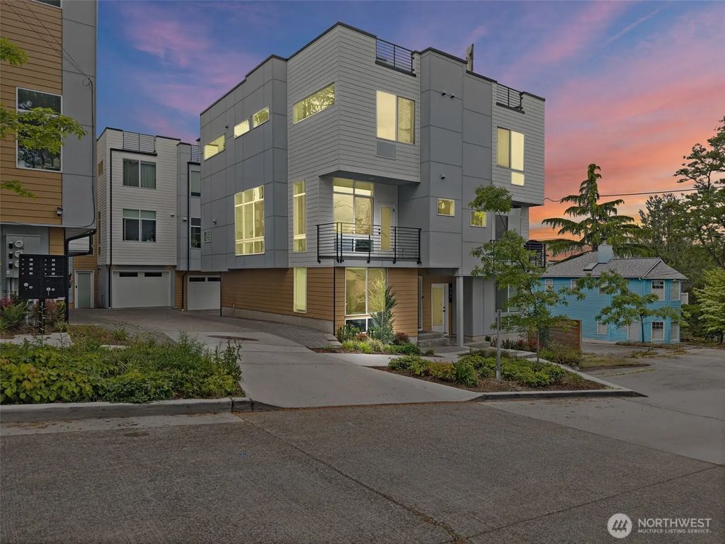 902 N 86th Street, Seattle