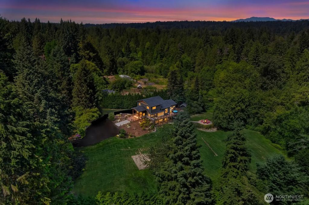 17420 174th Avenue Ne, Woodinville