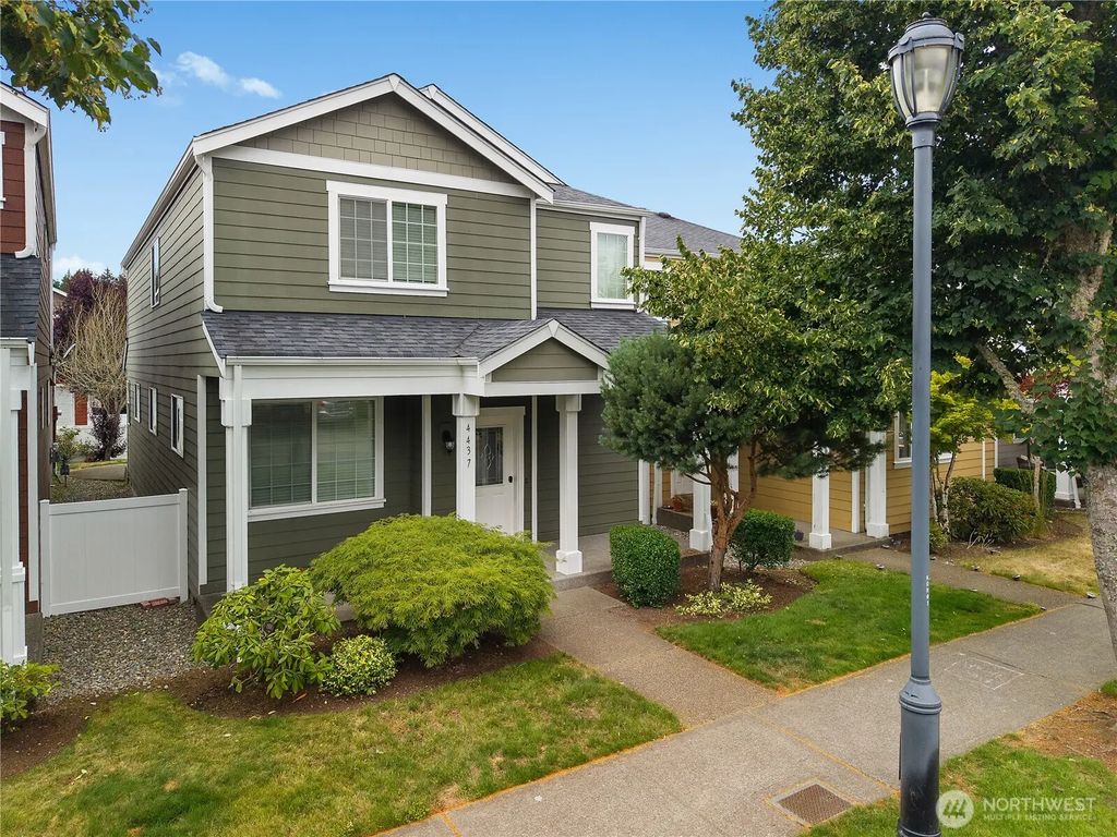 4437 Mckinley Street Ne, Lacey