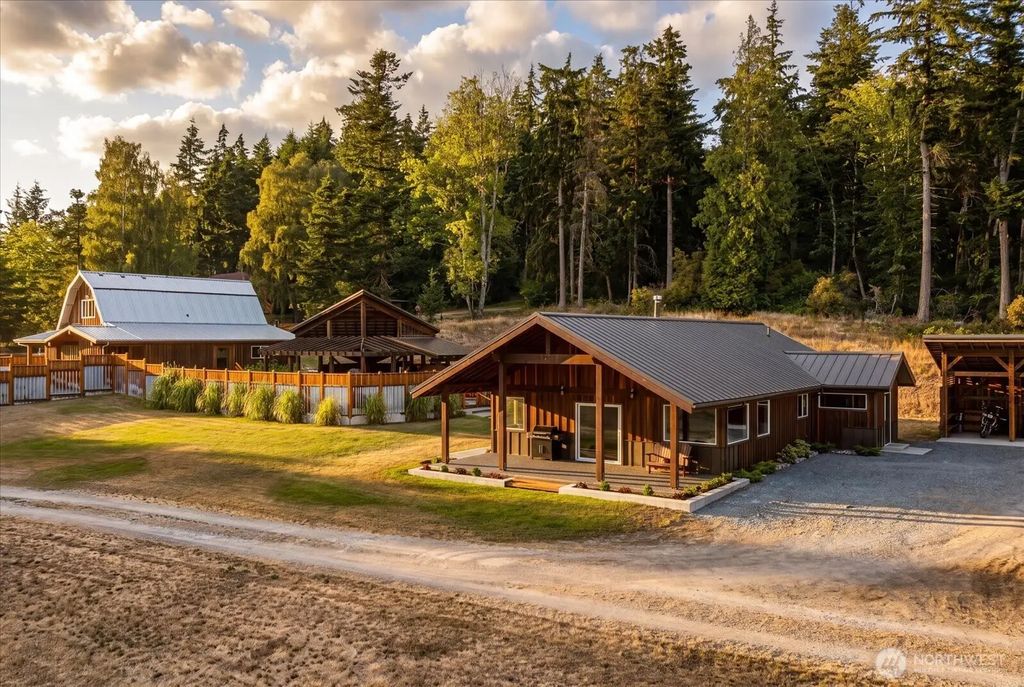 550 Wanamaker, Coupeville