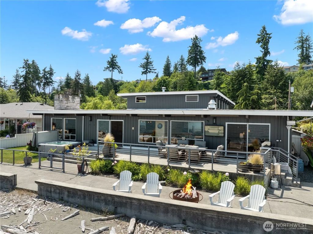 1267 Beach Drive, Camano Island