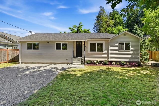 12042 14th Avenue Ne, Seattle