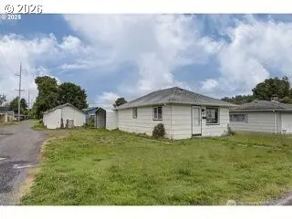 105 Redpath Street, Kelso