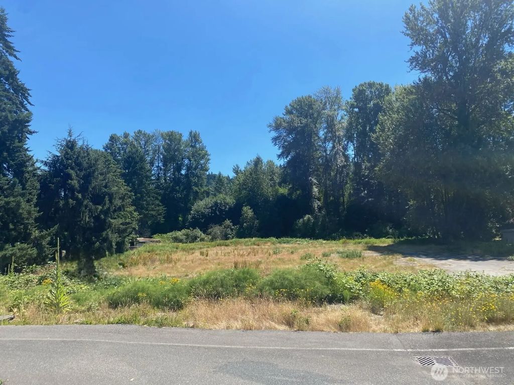 10235 Woodinville Drive, Bothell