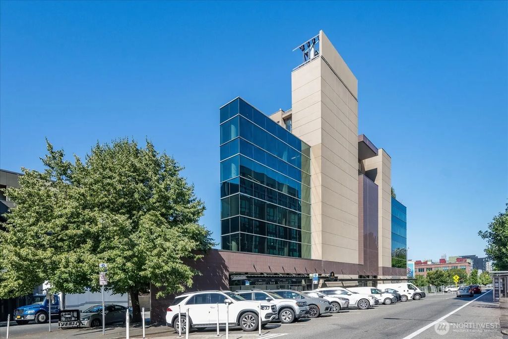 2125 Western Avenue 3, Seattle