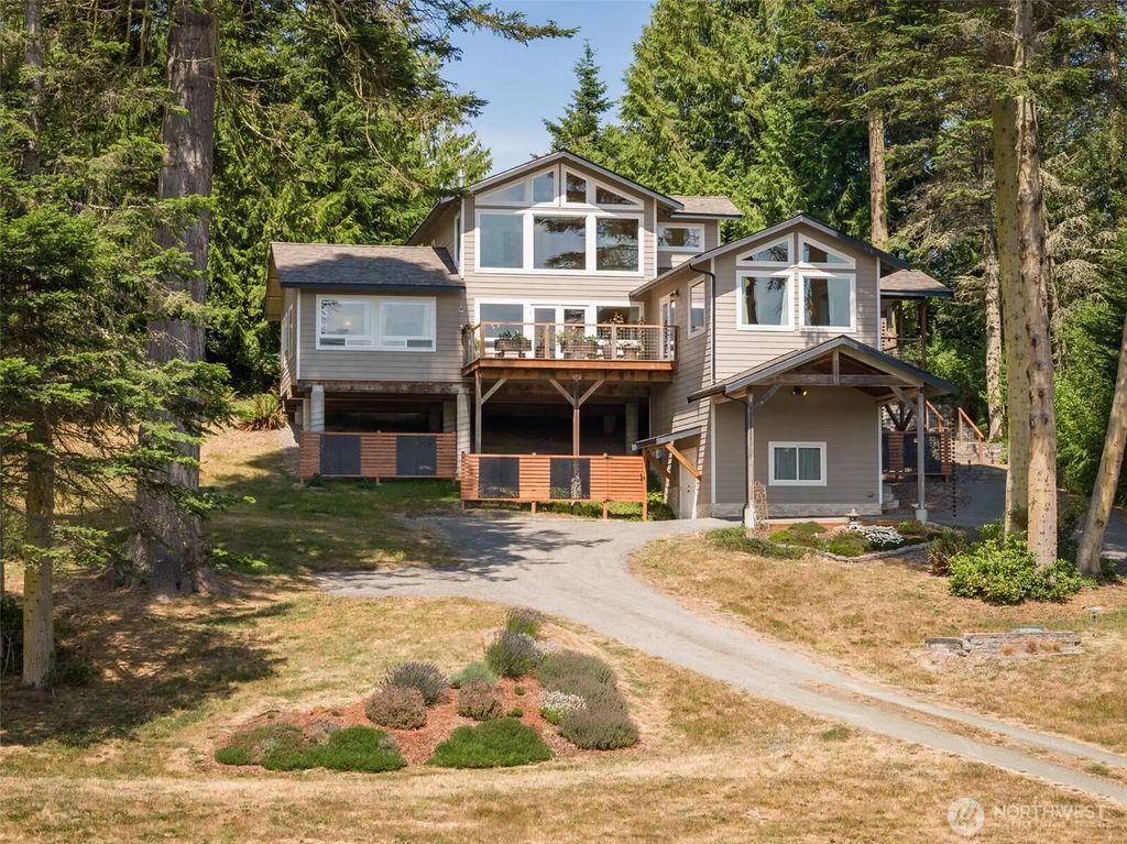 1962 Gasman Road, Port Angeles
