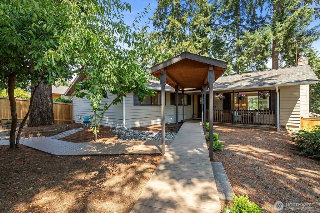 15442 Se 22nd Place, Bellevue