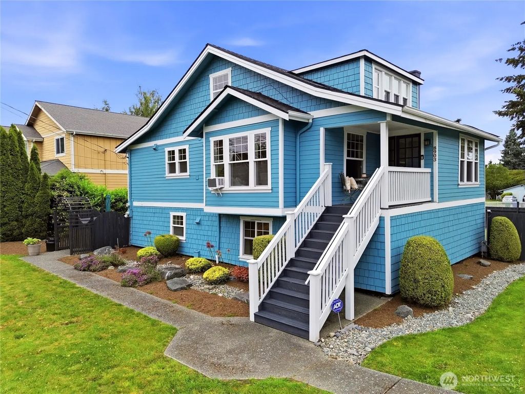 8903 3rd Avenue Nw, Seattle