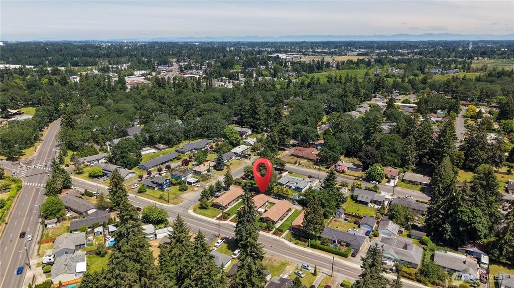 8303 John Dower Road Sw, Lakewood