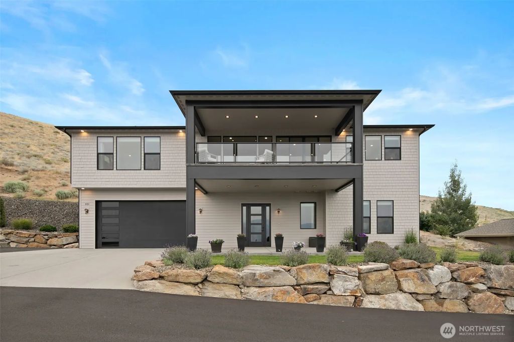 481 Lower Daniels Drive, East Wenatchee