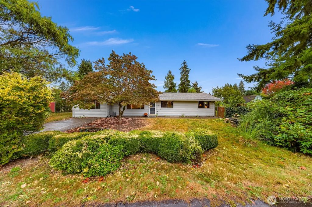 13006 160th Avenue Se, Renton