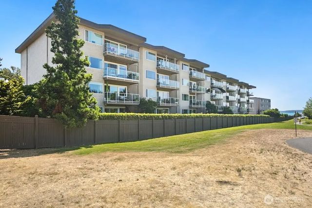 9715 Ne Juanita Drive B407, Kirkland