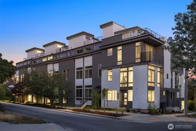 4420 Midvale Avenue N, Seattle