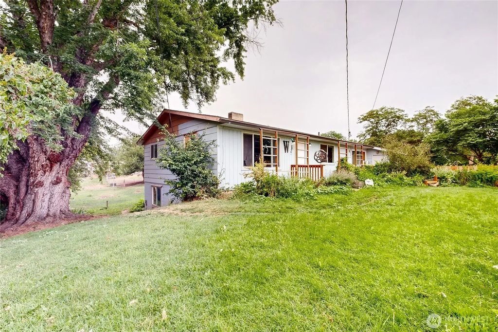 956 Brickner Road, College Place