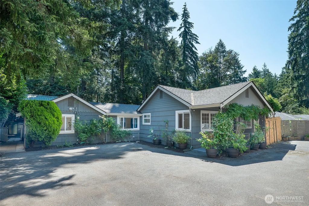 11350 28th Avenue Ne, Seattle
