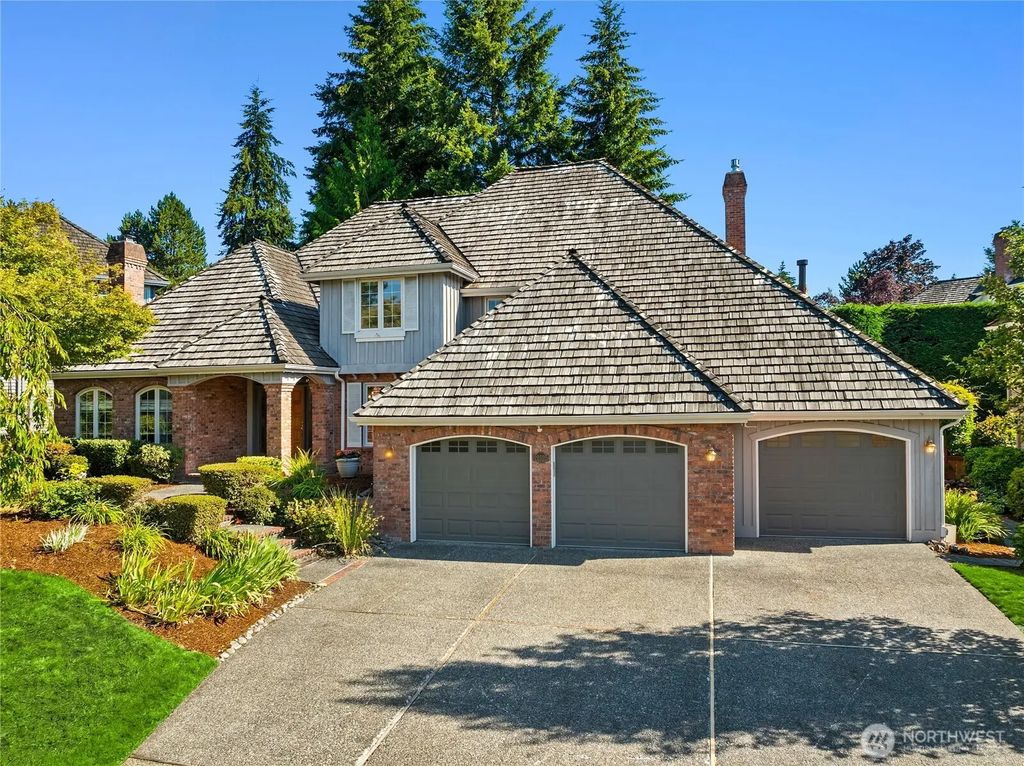 22525 Se 46th Place, Sammamish