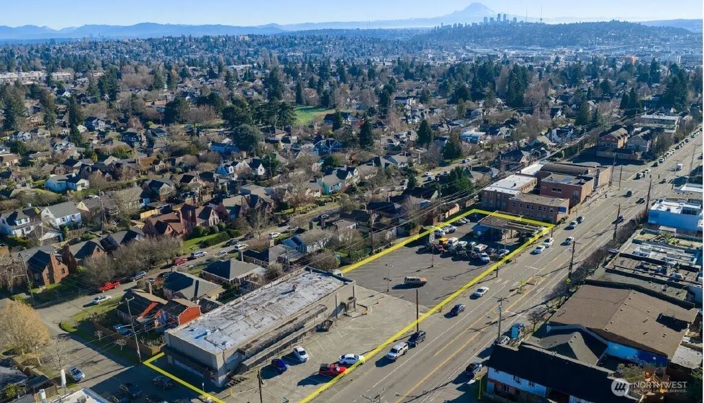 7724 24th Avenue Nw, Seattle