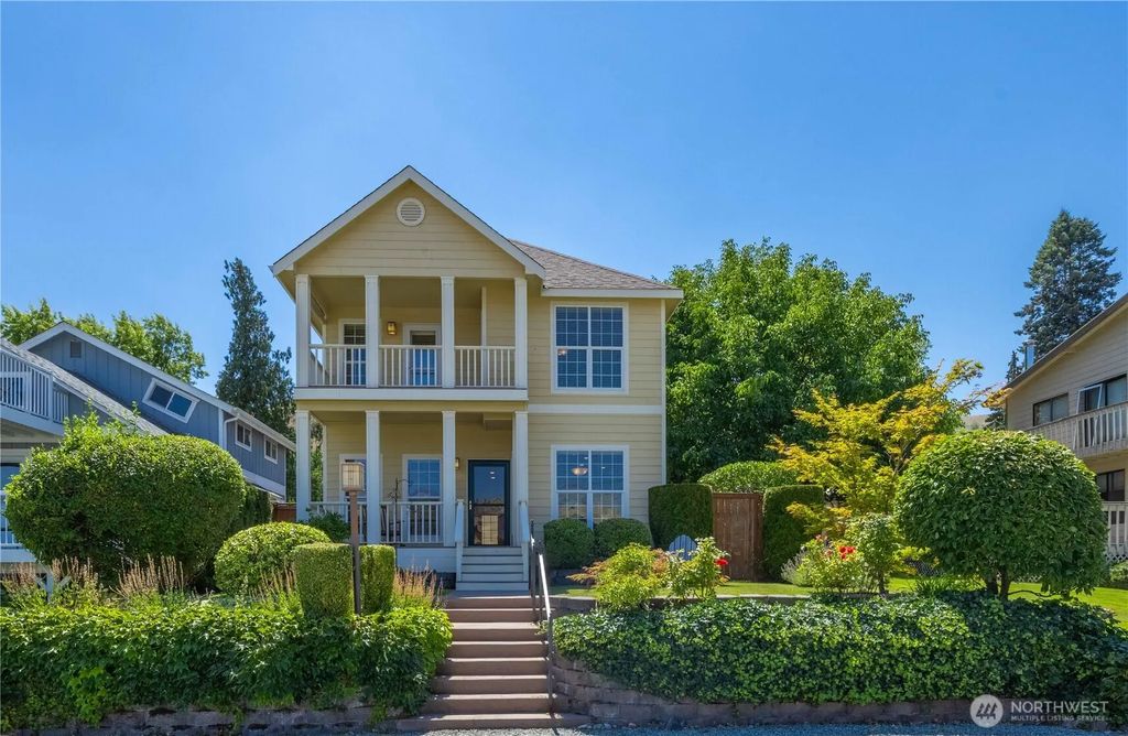 2109 W Terrace Avenue, Chelan