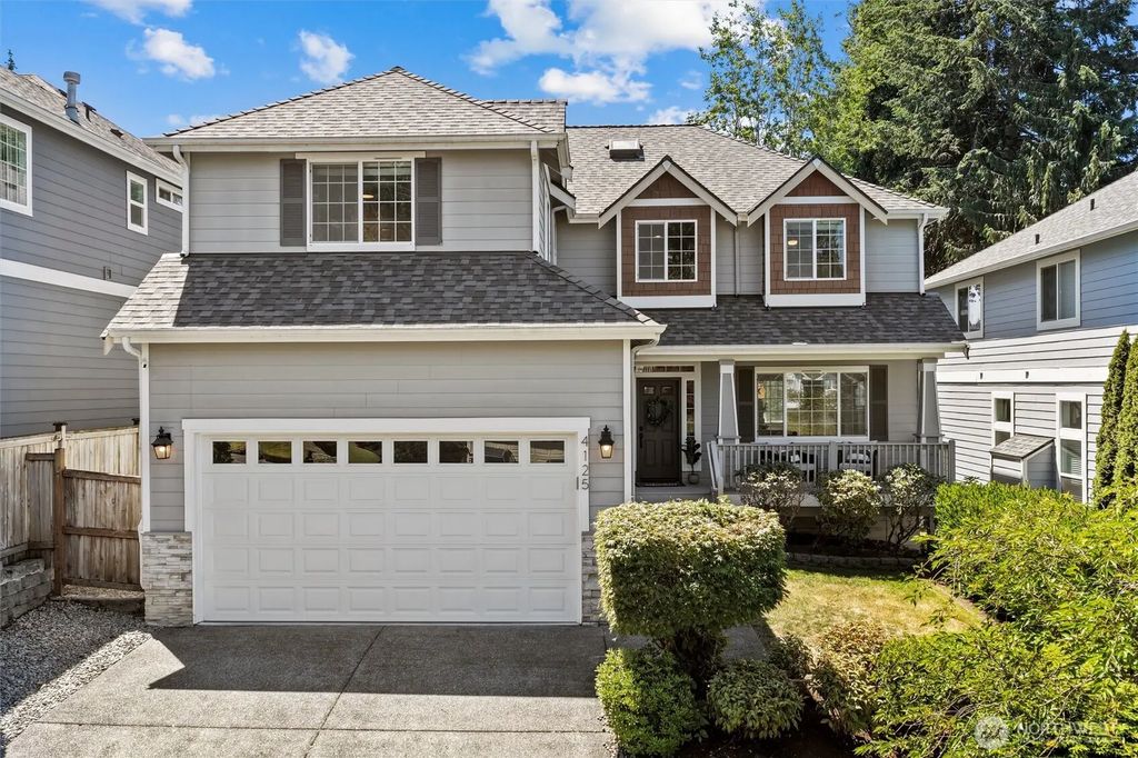 4125 Ne 27th Place, Renton