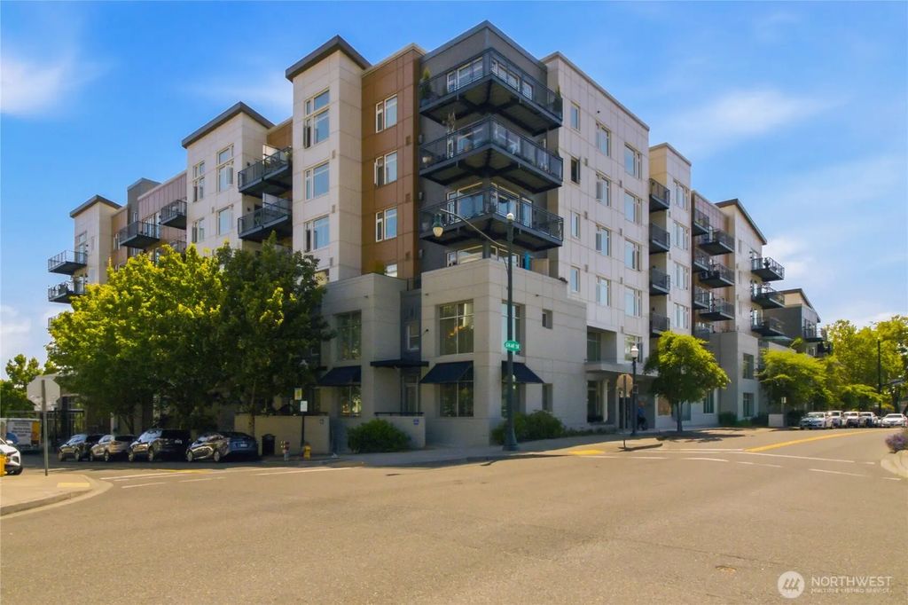 15100 6th Avenue Sw 310, Burien