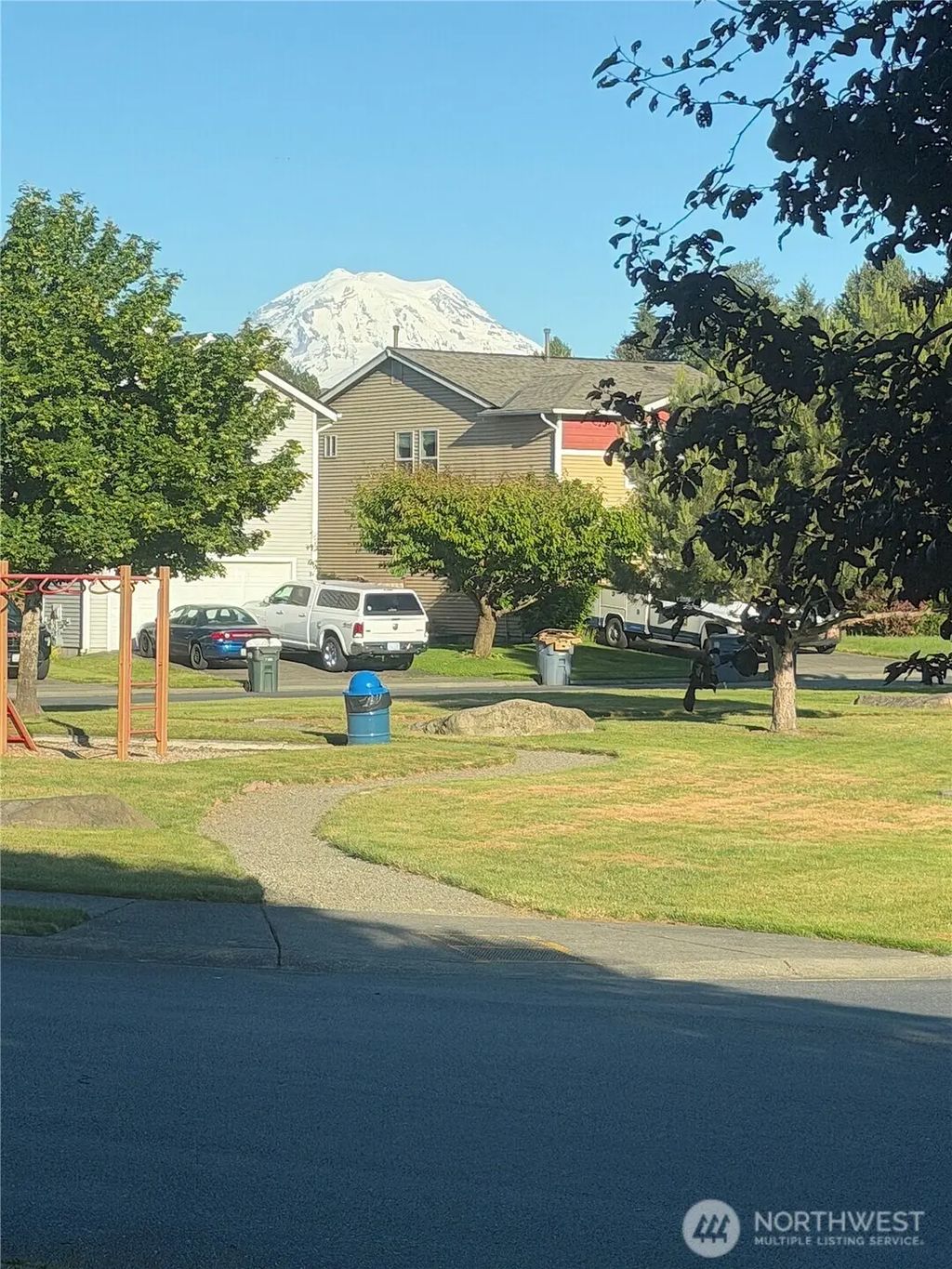 18502 94th Avenue E, Puyallup