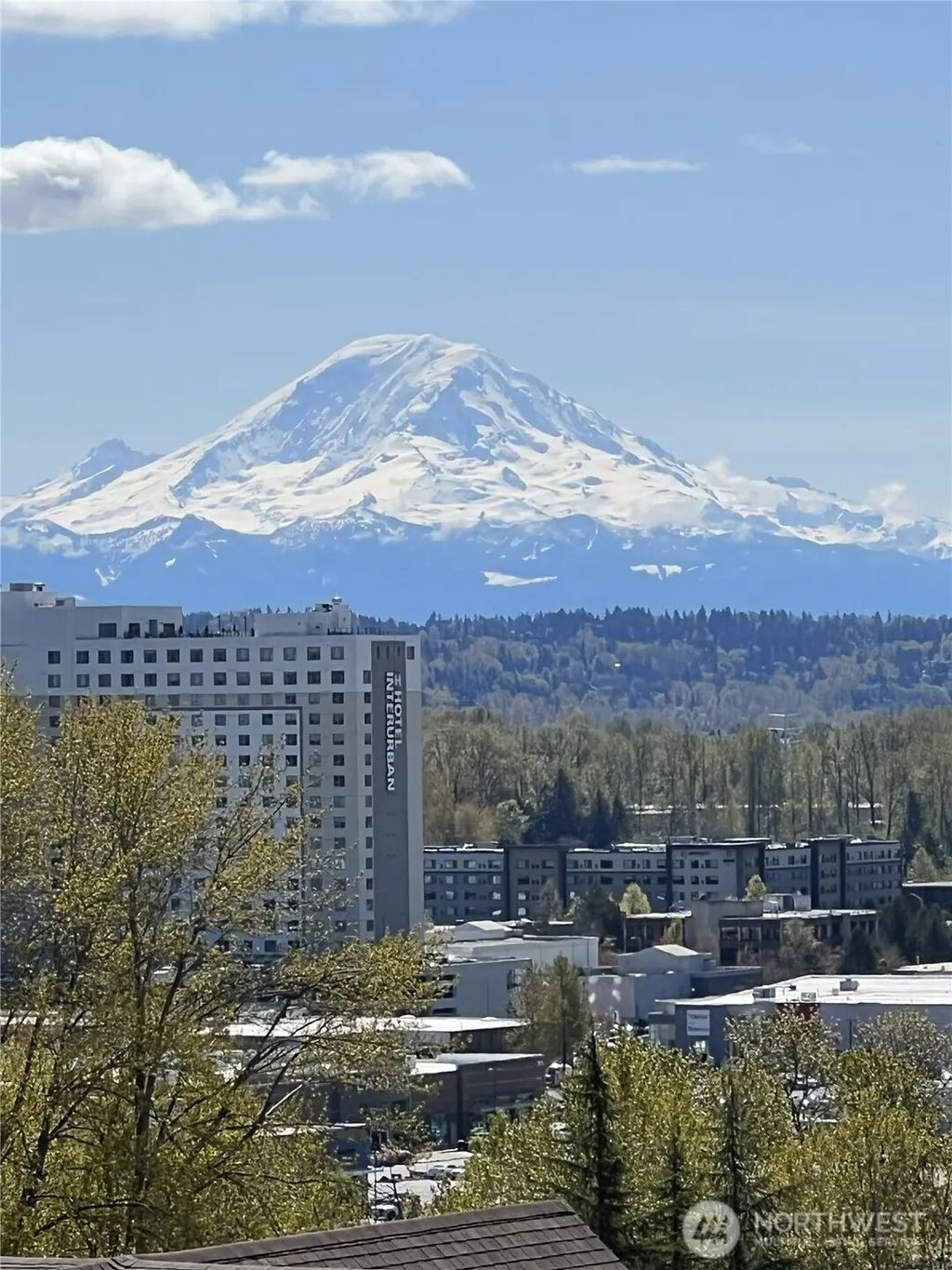 15330 Sunwood Boulevard E304, Tukwila