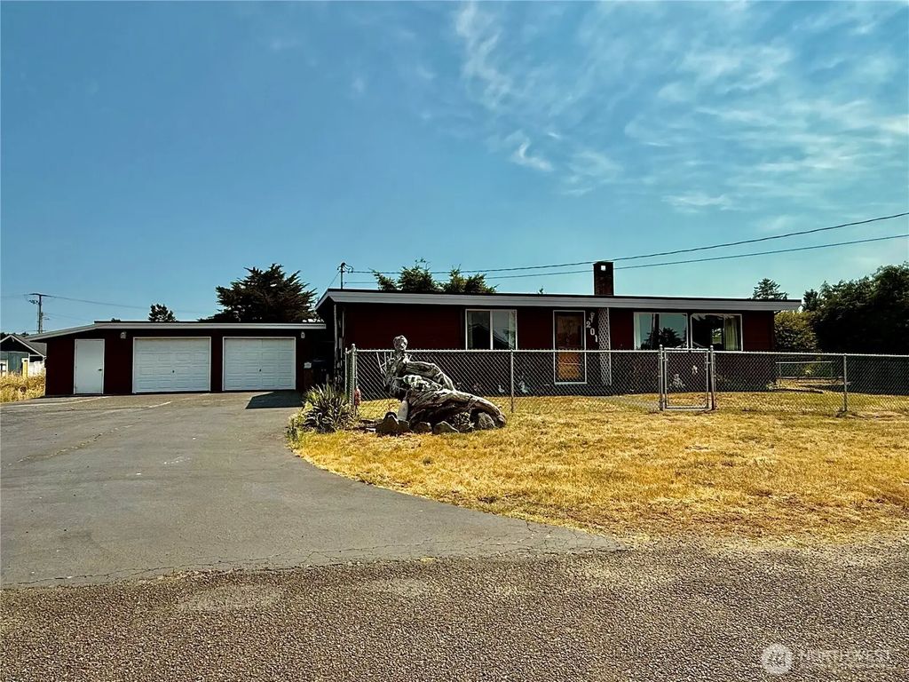 201 W Seattle Avenue, Westport