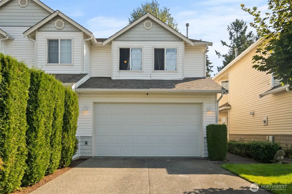 12607 64th Avenue E, Puyallup