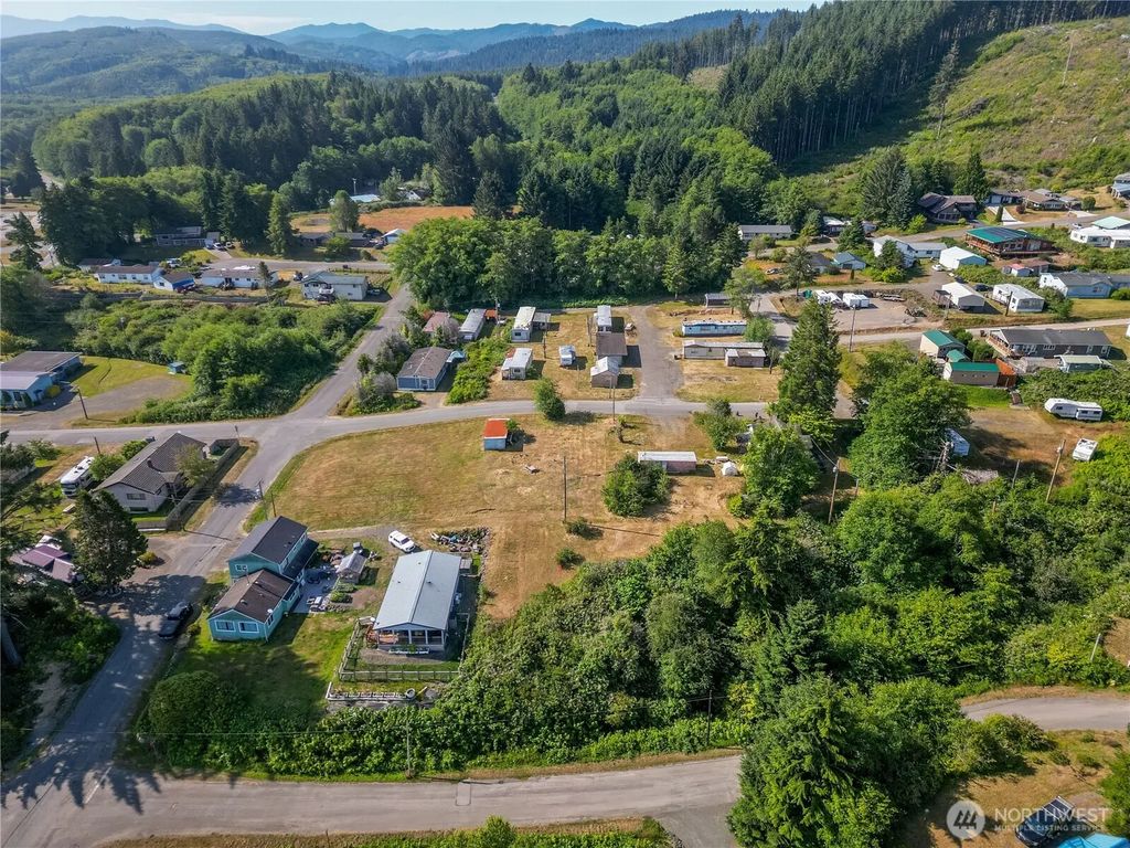 7th Street, Clallam Bay