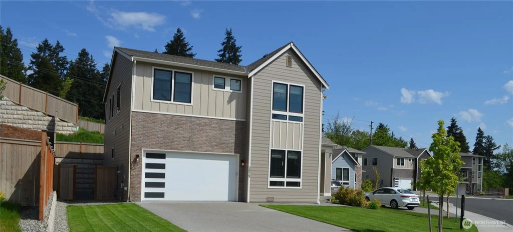 3829 95th Avenue E, Edgewood