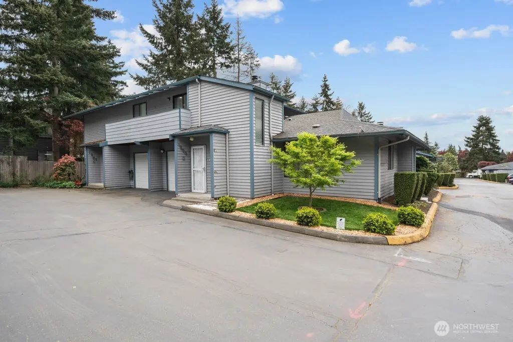 1826 S 330th D, Federal Way