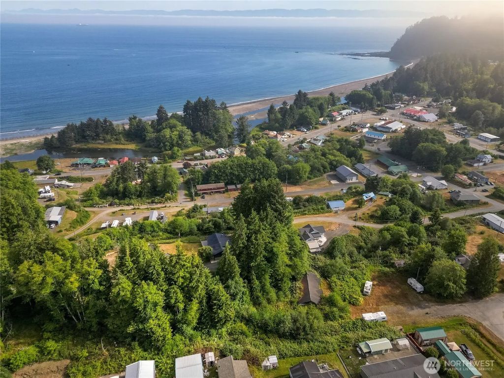 8th Street, Clallam Bay