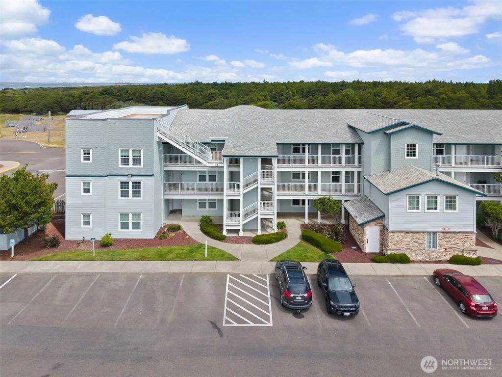 1600 W Ocean Avenue 1233, Westport