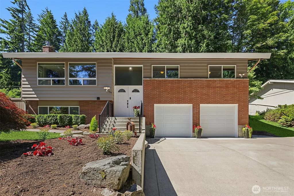 525 Mount Everest Lane Sw, Issaquah