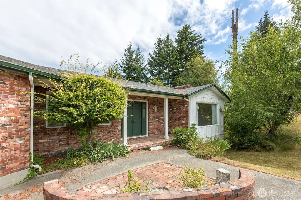 441 E Hillcrest Drive, Port Angeles