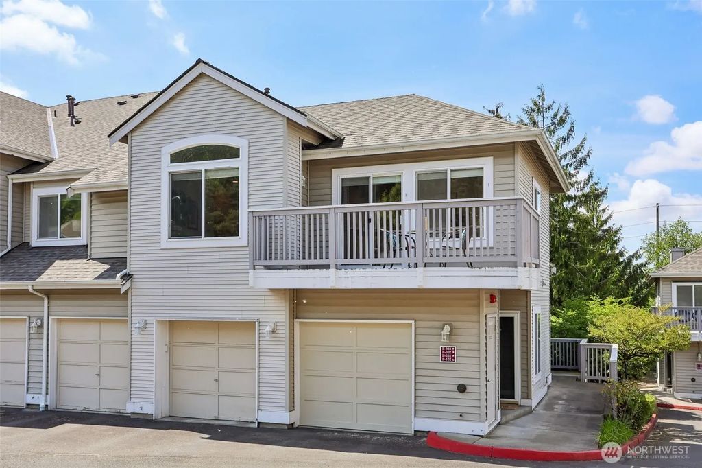 440 S 51st Court B303, Renton