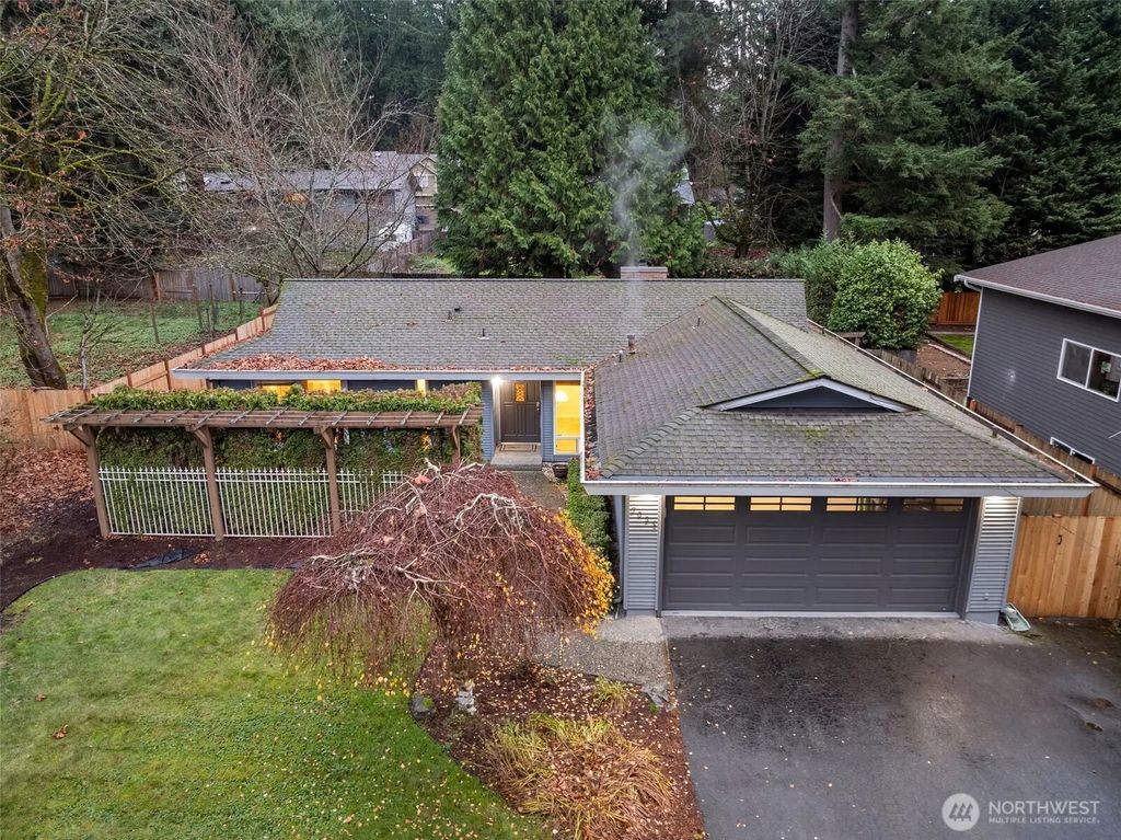 9024 171st Avenue Ne, Redmond
