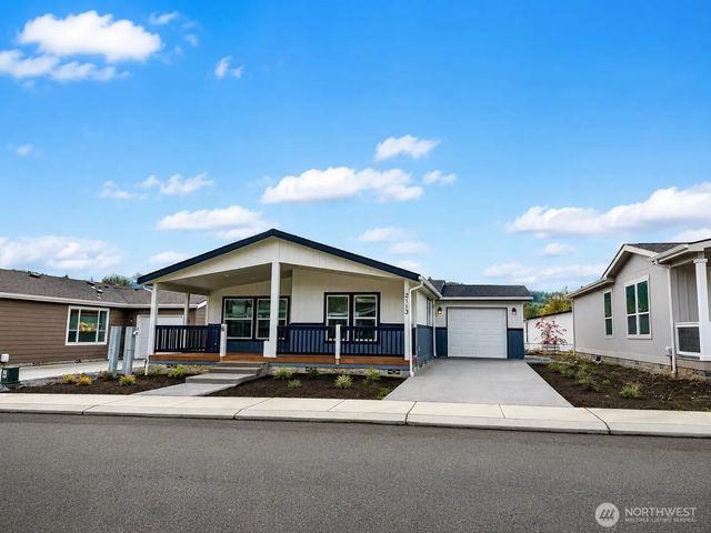 2113 Glacier Street 81, Enumclaw