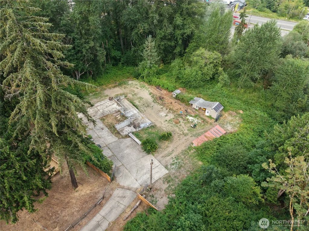 321 68th Avenue E, Tacoma