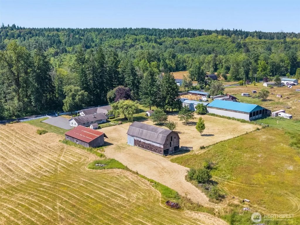 603 Gish Road, Onalaska