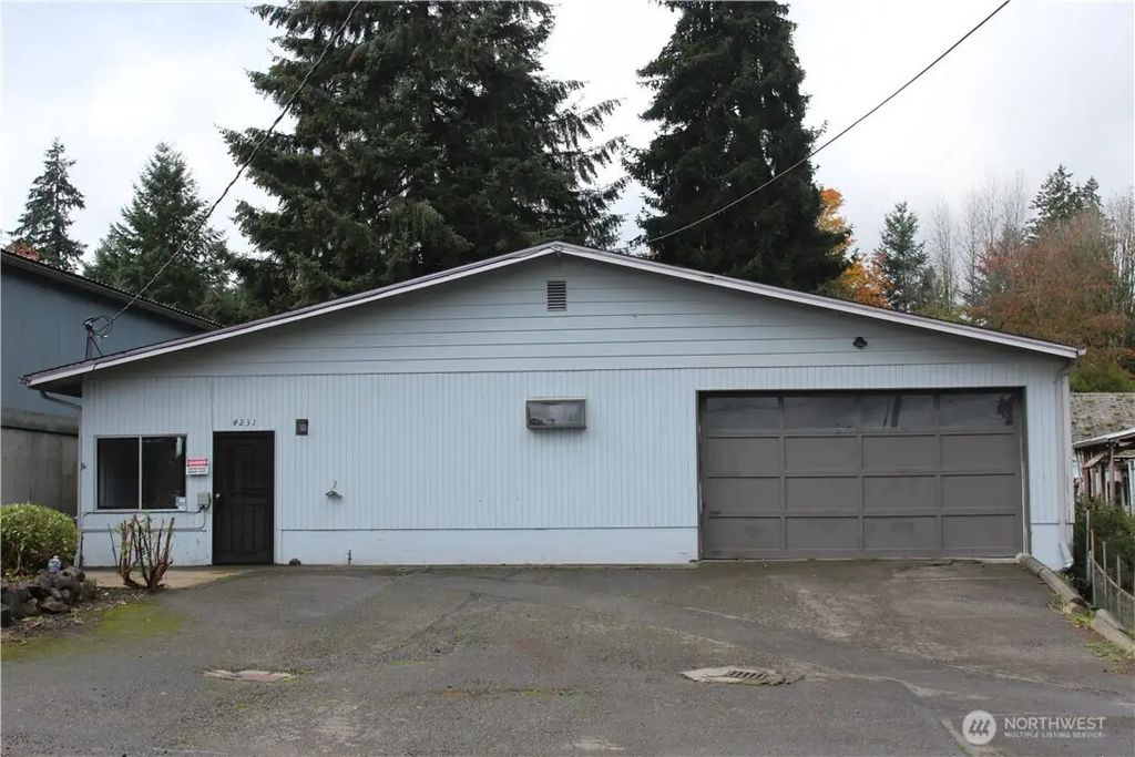 4231 Olympic Avenue W, Bremerton