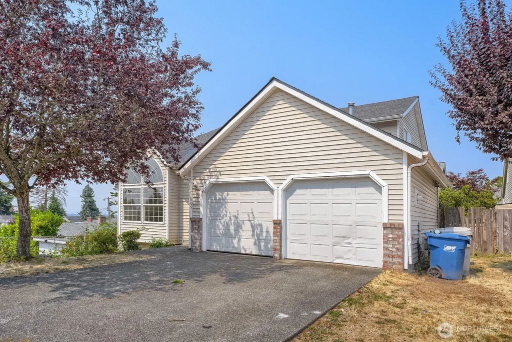 17809 112th Avenue Se, Renton