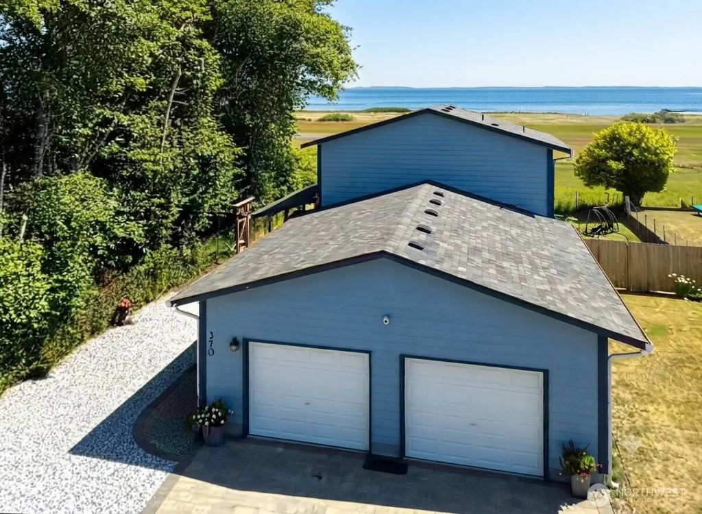 370 Olympic View Avenue Ne, Ocean Shores