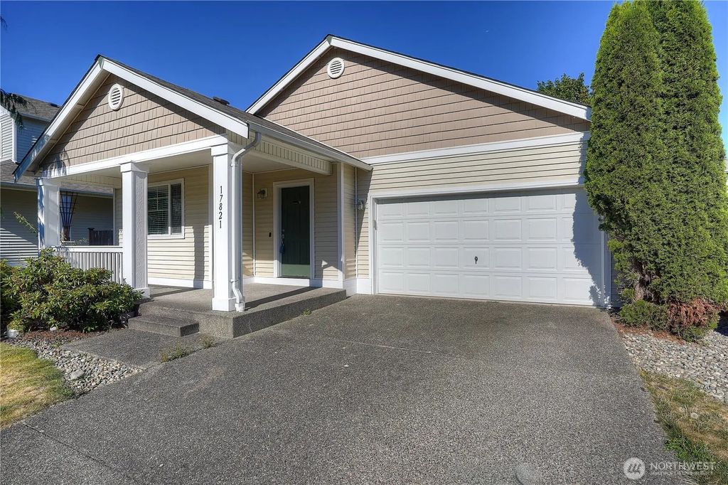 17821 36th Avenue E, Tacoma