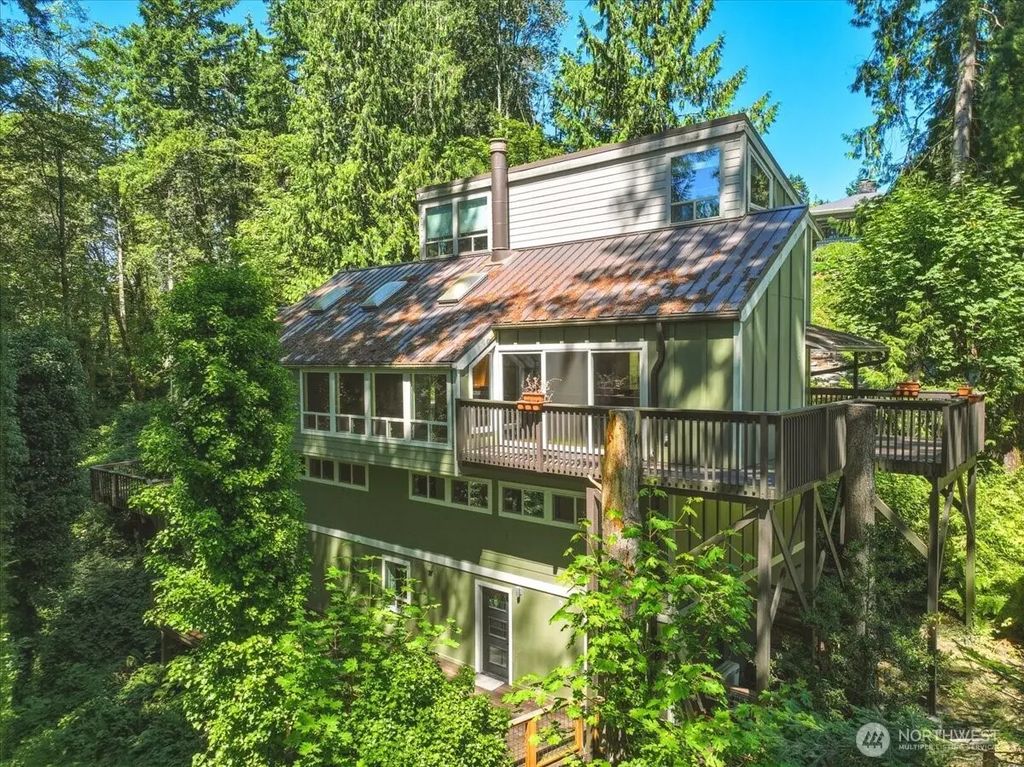2425 Archwood Drive, Longview