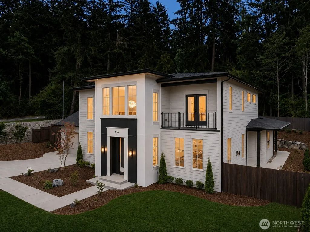 710 Chris David Drive, Steilacoom