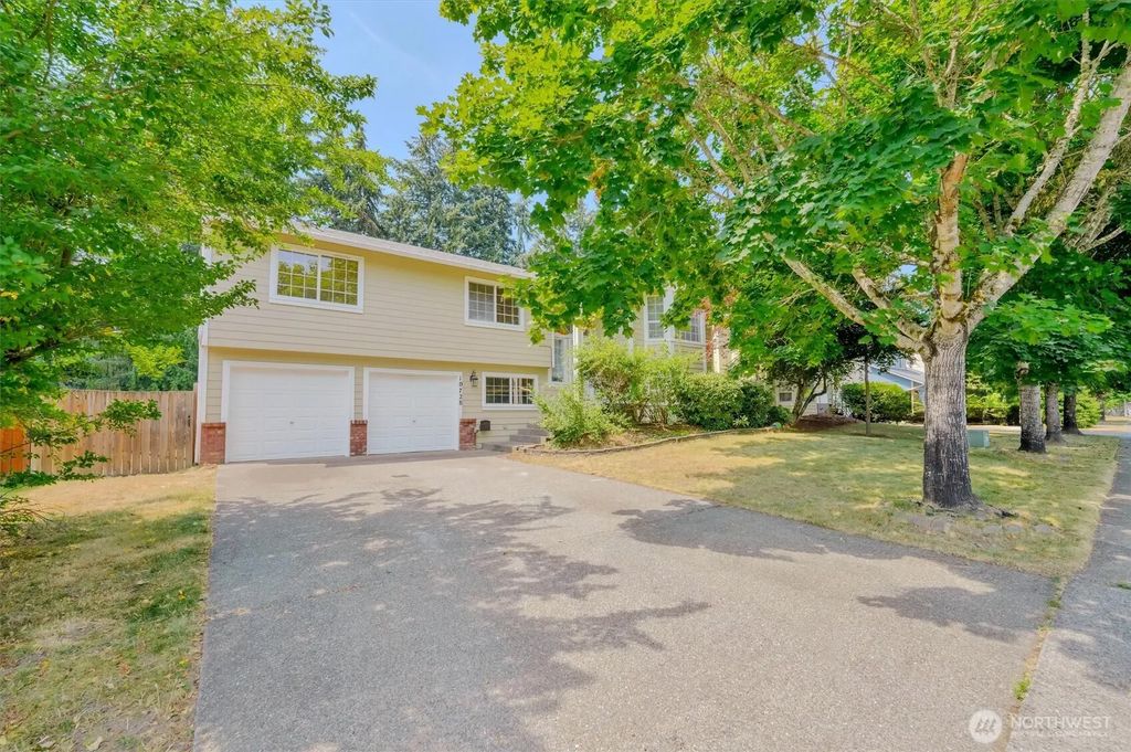 10728 211th Avenue Ct E, Bonney Lake